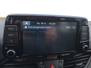 Hyundai i30 Kombi 1,5 110PS 16*Alu/Kamera/Pdc/Temp. - foto 29