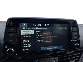 Hyundai i30 Kombi 1,5 110PS 16*Alu/Kamera/Pdc/Temp. - foto 32