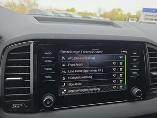 Skoda Karoq Sportline 2,0TDI DSG 4x4 Pano/4*J.Gar/aAHK/Navi    ** - bilder 44