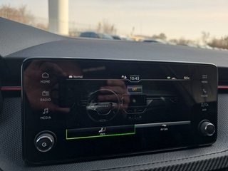 Skoda Kamiq Monte Carlo 1,5TSI DSG Matrix/Kamera/ACC/Kessy/el.Klappe  ** - foto 42