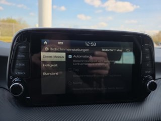 Hyundai TUCSON 1.6 132PS 18*Alu/Navi/Sitzhz/Kamera - bilder 24