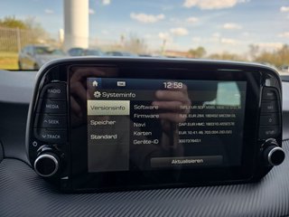 Hyundai TUCSON 1.6 132PS 18*Alu/Navi/Sitzhz/Kamera - bilder 32