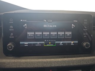 Skoda Kamiq Selection 1,0TSI 115PS Kessy/Kamera/Temp/2-Z.Klimaaut.  ** - bilder 21