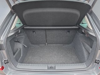 Skoda Kamiq Selection 1,0TSI DSG ACC/Kamera/Kessy/el.Klappe  ** - bilder 13