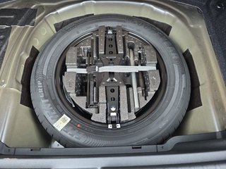 Skoda Kamiq Selection 1,0TSI DSG ACC/Kamera/Kessy/el.Klappe  ** - bilder 15