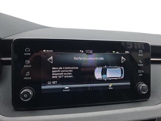 Skoda Kamiq Selection 1,0TSI DSG ACC/Kamera/Kessy/el.Klappe  ** - bilder 36