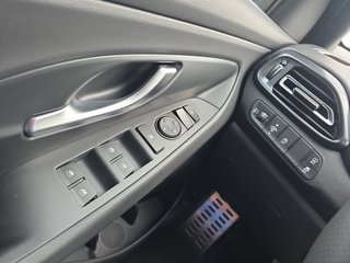 Hyundai i30 Kombi N-Line 1.6 T-GDI 7DCT Keyless/LED/Navi/Winterp.  ** - foto 18