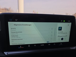 Volkswagen T7 2,0TDI 150PS Voll-LED/AHK/Kamera/Temp. ** - bilder 38