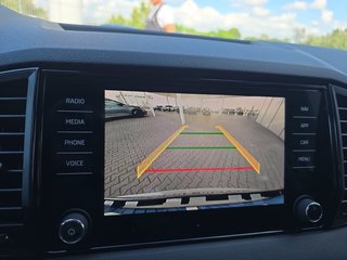 Skoda Karoq 1,5TSI DSG 4*J.Gar/aAHK/Kamera/Kessy/Winterp.  ** - foto 42