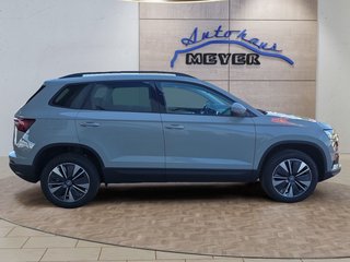 Skoda Karoq 1,5TSI DSG 4*J.Gar/aAHK/Kamera/Kessy/Winterp.  ** - foto 1