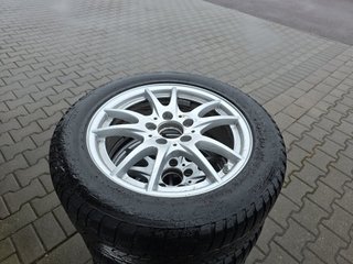 Mercedes-Benz CLA 200 AMG Line 8*Alu/LED/Navi/AHK/Kamera - foto 37