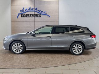 Skoda Superb Combi 2,0TDI DSG Navi/DCC/ACC/Kamera/Sitzhz.   ** - foto 2