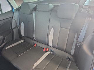 Skoda Kamiq Selection 1,0TSI DSG Kessy/Kamera/Temp/2-Z.Klimaaut.  ** - foto 8