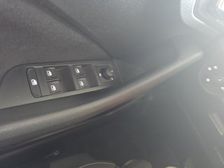 Skoda Kamiq Selection 1,0TSI DSG Kessy/Kamera/Temp/2-Z.Klimaaut.  ** - foto 12