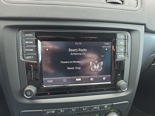 Skoda Yeti 2.0TDI DSG 4x4 aAHK/Navi/8*Alu/Sitzhz. - bilder 23