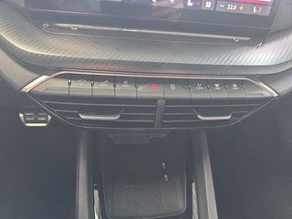 Skoda Octavia 2.0TSI RS 19*Alu/AHK/Navi/Matrix/ACC/el.Klappe  ** - bilder 21