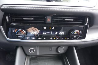 Nissan Qashqai 1,3 DIG-T Xtronic Navi/Head-Up/LED/el.Klappe  ** - foto 17