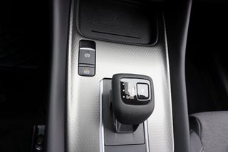 Nissan Qashqai 1,3 DIG-T Xtronic Navi/Head-Up/LED/el.Klappe  ** - foto 22