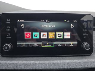 Skoda Kamiq Selection 1,5TSI Kamera/LED/Kessy/Winterp.  ** - bilder 20