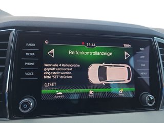 Skoda Karoq Style 1,5TSI AHK/Navi/LED/Standheizung - bilder 28