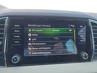 Skoda Karoq Style 1,5TSI AHK/Navi/LED/Standheizung - bilder 33