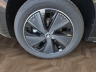 Skoda Kamiq Monte Carlo 1,5TSI DSG AHK/Matrix/el.Klappe - foto 10