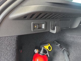 Skoda Kamiq Monte Carlo 1,5TSI DSG AHK/Matrix/el.Klappe - foto 14