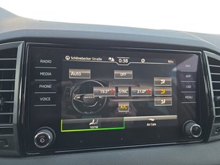 Skoda Karoq 1,0TSI 115PS Navi/LED/ACC/Kamera/Winterp.  ** - bilder 37