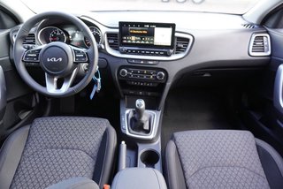 Kia Ceed 1,5 T-GDI 16*Alu/Navi/Kamera/Winterp/Temp.  ** - bilder 11