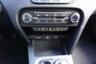 Kia Ceed 1,5 T-GDI 16*Alu/Navi/Kamera/Winterp/Temp.  ** - bilder 16