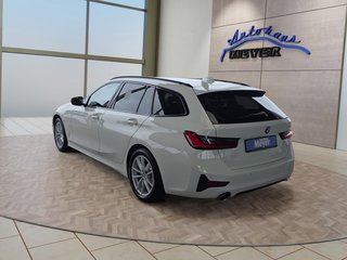 BMW 330d Sport Line Pano/Navi/LED/el.Klappe/Keyless - bilder 3