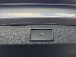 Skoda Karoq Sportline 2,0TDI DSG 4x4 aAHK/Pano/4*J.Gar/Matrix/Navi   ** - bilder 19