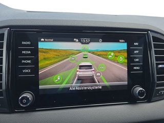 Skoda Karoq Sportline 2,0TDI DSG 4x4 aAHK/Pano/4*J.Gar/Matrix/Navi   ** - bilder 43