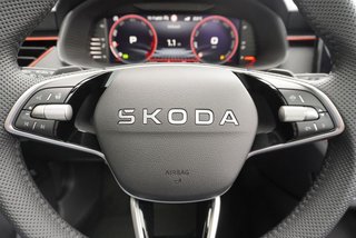 Skoda Kamiq Monte Carlo 1,5TSI DSG aAHK/Matrix/el.Klappe/Kessy  ** - bilder 17