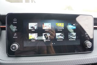 Skoda Kamiq Monte Carlo 1,5TSI DSG aAHK/Matrix/el.Klappe/Kessy  ** - bilder 36
