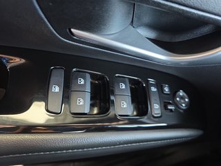 Hyundai TUCSON 1.6CRDi Aut.Navi/LED/Keyless/el.Klappe - foto 18