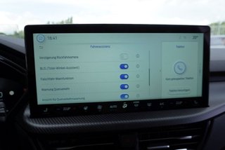 Ford Kuga ST-Line X 2,5 FHEV AWD 5*J.Gar/Pano/AHK/Matrix/el.Klappe - bilder 36