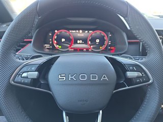 Skoda Kamiq Monte Carlo 1,5TSI DSG AHK/Matrix/el.Klappe         ** - foto 18