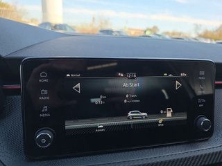 Skoda Kamiq Monte Carlo 1,5TSI DSG AHK/Matrix/el.Klappe         ** - foto 34