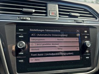 Volkswagen Tiguan Highl.2,0TDI DSG aAHK/Pano/LED/ACC/Navi - foto 35