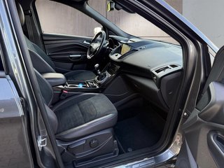 Ford Kuga ST-Line 1,5 150PS aAHK/Navi/Kessy/el.Klappe - bilder 12