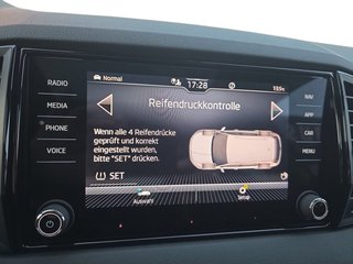 Skoda Karoq Sportline 2,0TDI DSG 4x4 aAHK/Pano/4*J.Gar/Matrix/Navi   ** - foto 35