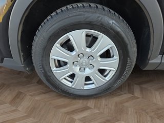 Audi Q3 2.0TDI 150PS 8*Alu/AHK/Navi/Xenon/Keyless - bilder 11