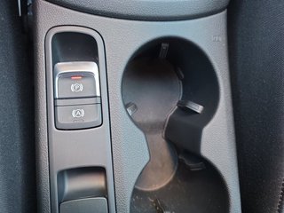 Audi Q3 2.0TDI 150PS 8*Alu/AHK/Navi/Xenon/Keyless - bilder 22