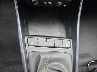 Hyundai i20 1.0 T-GDI Navi/LED/Kamera/Winterp/Keyless ** - foto 16