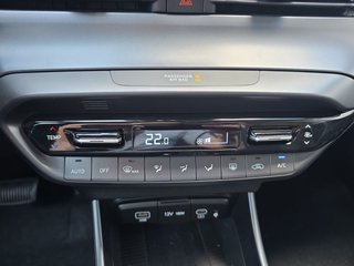 Hyundai i20 1.0 T-GDI 7DCT Navi/LED/Kamera/Winterp/Keyless  ** - foto 18