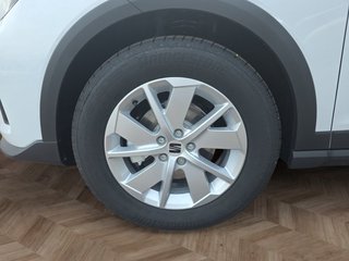 SEAT Arona FR 1,5TSI DSG aAHK/LED/ACC/Kamera/Winterp.  ** - bilder 9