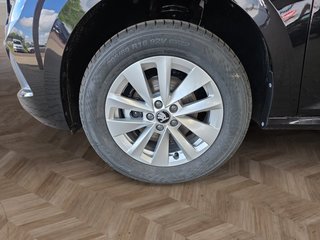 Skoda Kamiq Selection 1,5TSI DSG AHK/ACC/Kamera/Kessy/Winterp.  ** - foto 10
