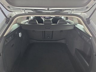 Skoda Superb Combi 2,0TDI DSG Navi/DCC/ACC/Kamera/Sitzhz.   ** - foto 11