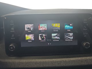 Skoda Kamiq Selection 1,0TSI 115PS Kessy/Kamera/Temp/2-Z.Klimaaut.  ** - bilder 23
